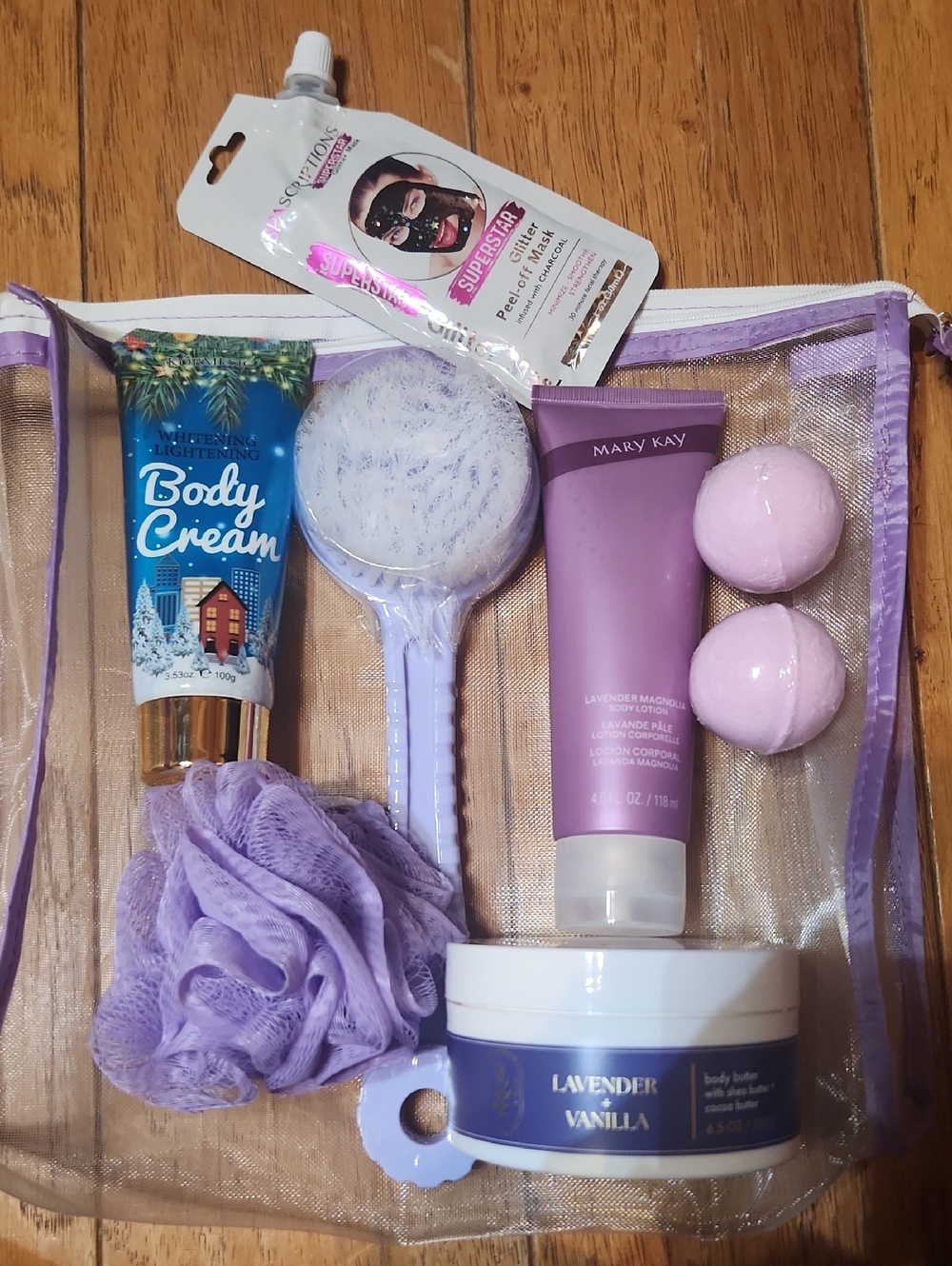 Bath & Body Gift Set - Purple, White